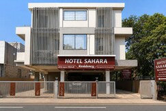 Hotel Sahara Residency