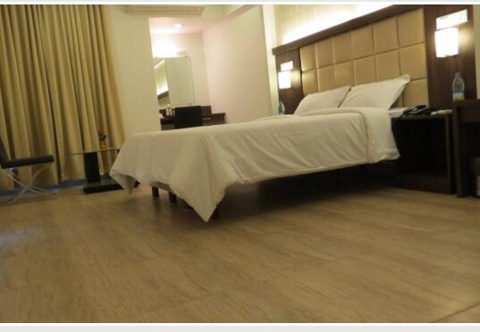 Krishna Avtar Service Apartments - Tap to explore photos