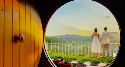 Hobbiton Earth Room Type - Azura - Blue