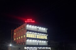 Hotel SilverPark and Restaurant