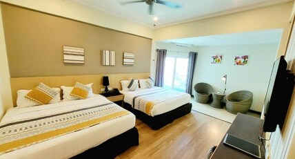 Langkawi Seaview Hotel Room Type - Family Room With Balcony