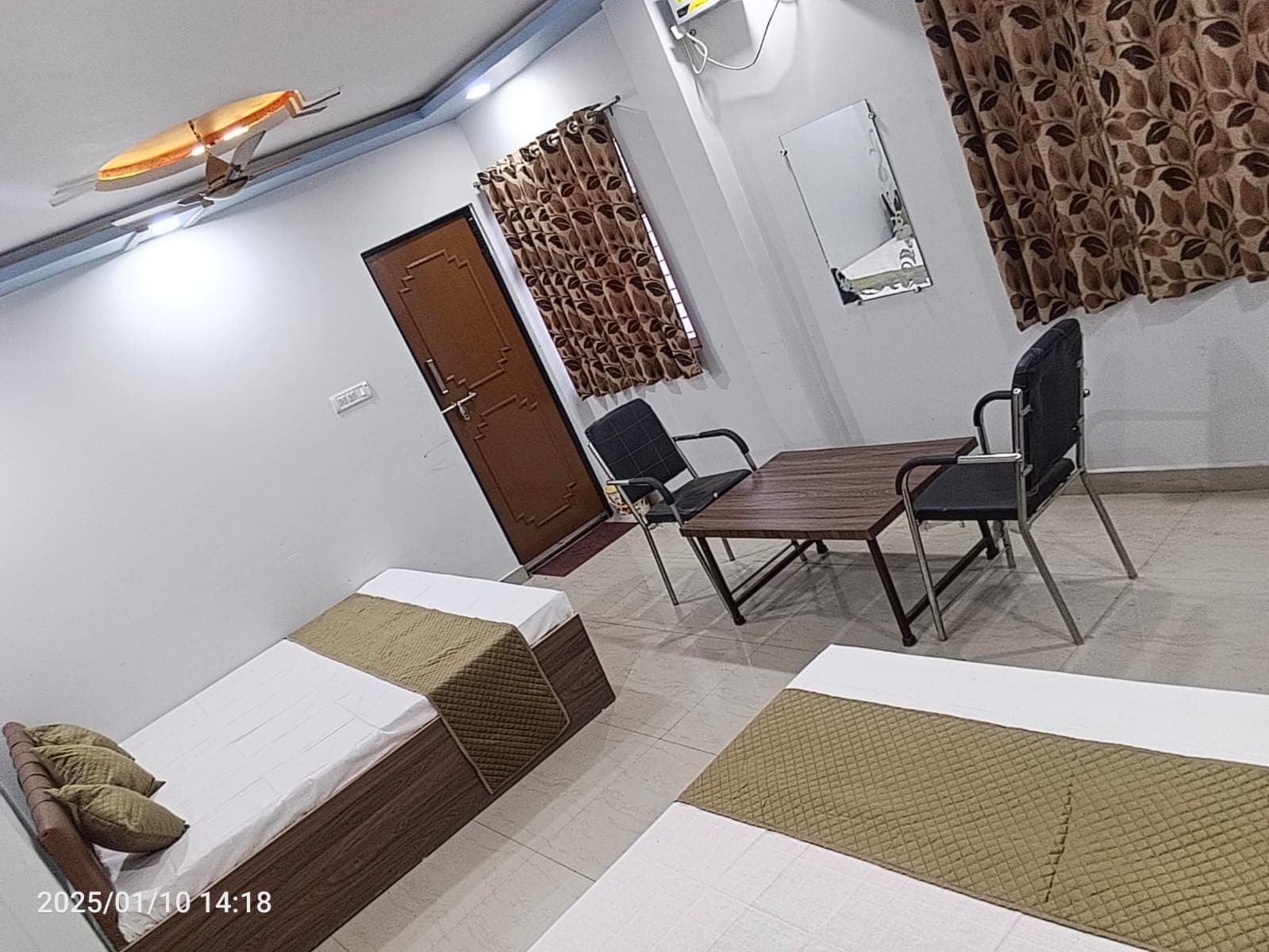 Saraswati Home Stay - Tap to explore photos