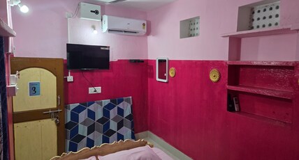 Ray House Stay (Room With Attached Bathroom) Room Type - Ray House Stay 03 NON AC Room (Ground Floor) PURI