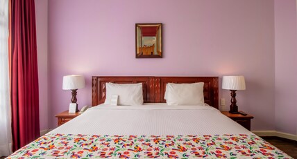 Best Western Majestic Room Type - 1 King Bed, Non-Smoking