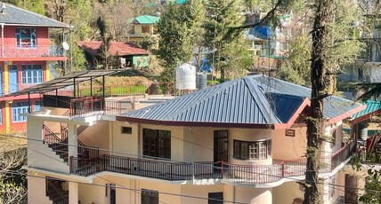 Eevolve An Eco - Hostel And Cafe Room Type - Standard King Bed