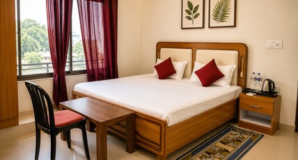 Jayaditya Palace 10 minutes walking from Shri Ram Mandir Room Type - Super Deluxe Room