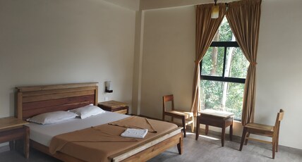 Golden Vintage Residency| Rooms & Guided Treks Room Type - Deluxe  Room