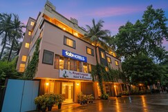 FabHotel Royal Lagoon - Nr. Railway Station Gate Number 1