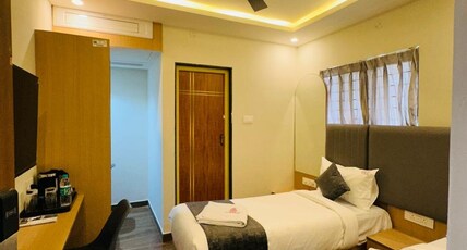 Hotel Nova Suites Room Type - Executive Room AC