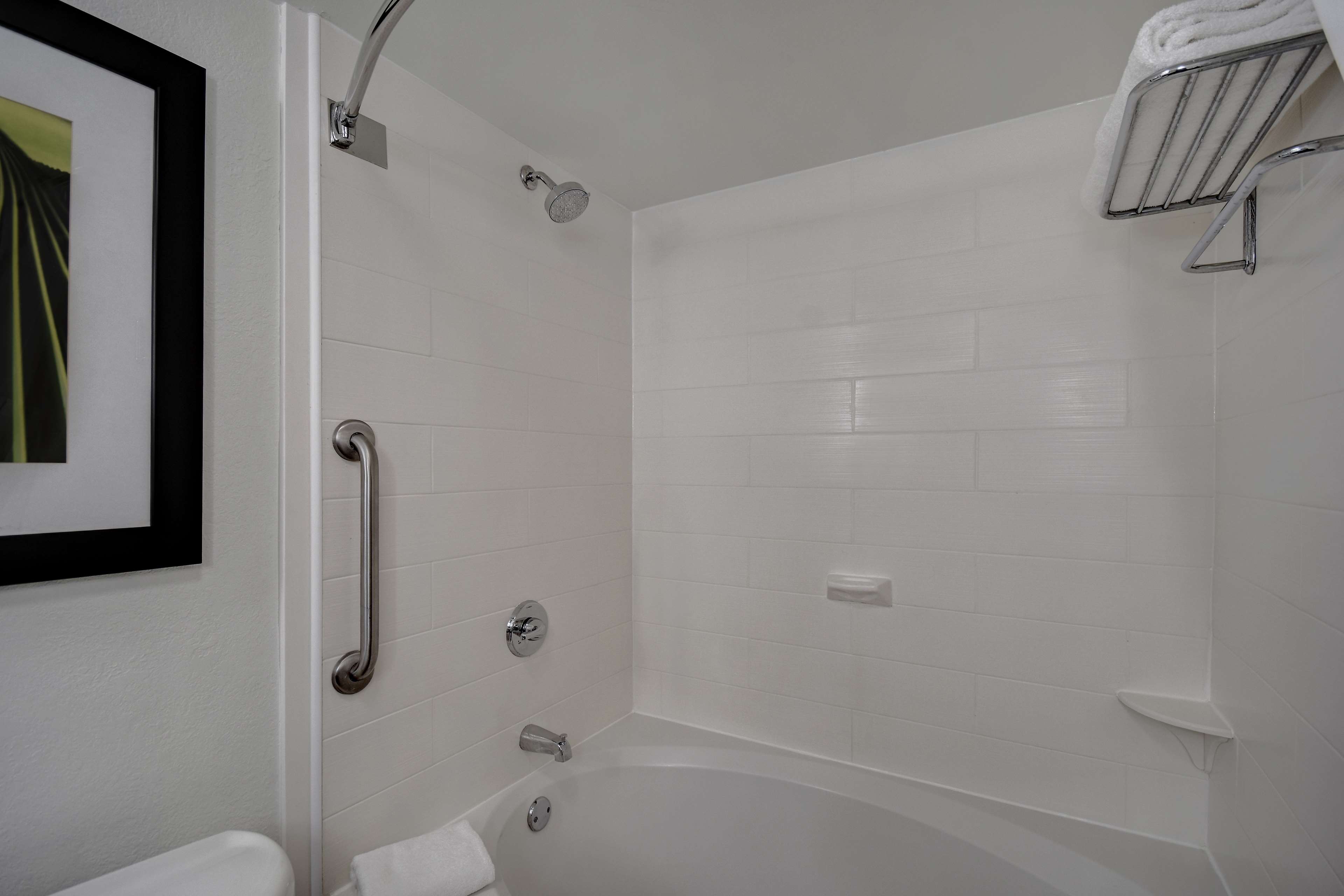 Hilton Garden Inn Ft Myers - Tap to explore photos