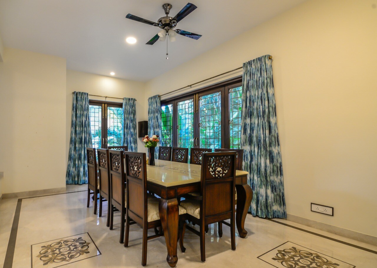 Luxirious 4BHK villa with roof top Pool in Anjuna Goa - Tap to explore photos