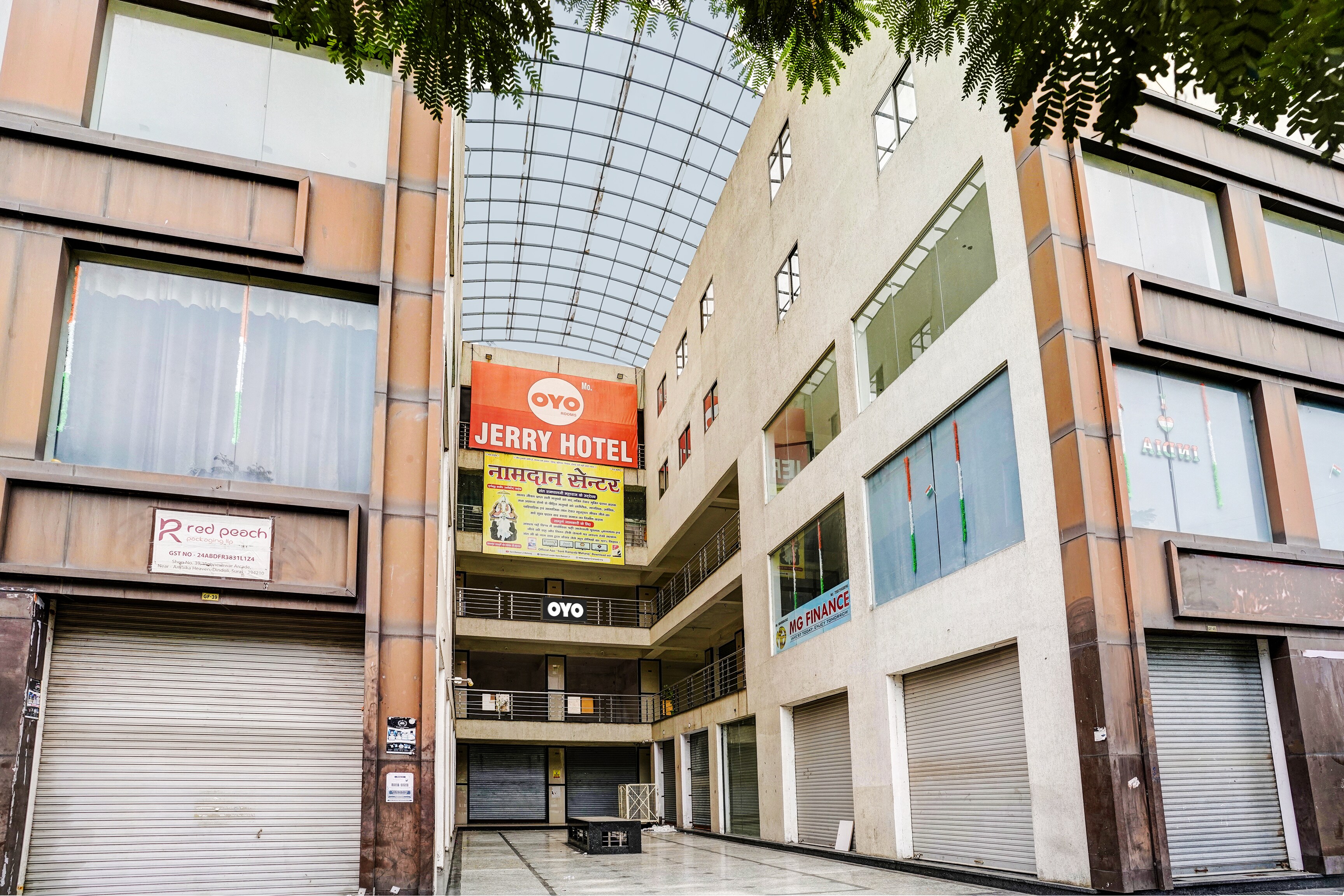 Hotel O Jerry - Tap to explore photos