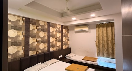 Hotel City Crown Room Type - Deluxe Triple Non AC