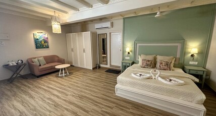 WaveCrest Morjim By Joy Stays Room Type - Superior Room WaveCrest Morjim By Joy Stays Room Type - Superior Room
