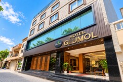 Address of Hotel Glumol
