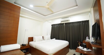 Atlaantic Inn Room Type - Executive Room AC
