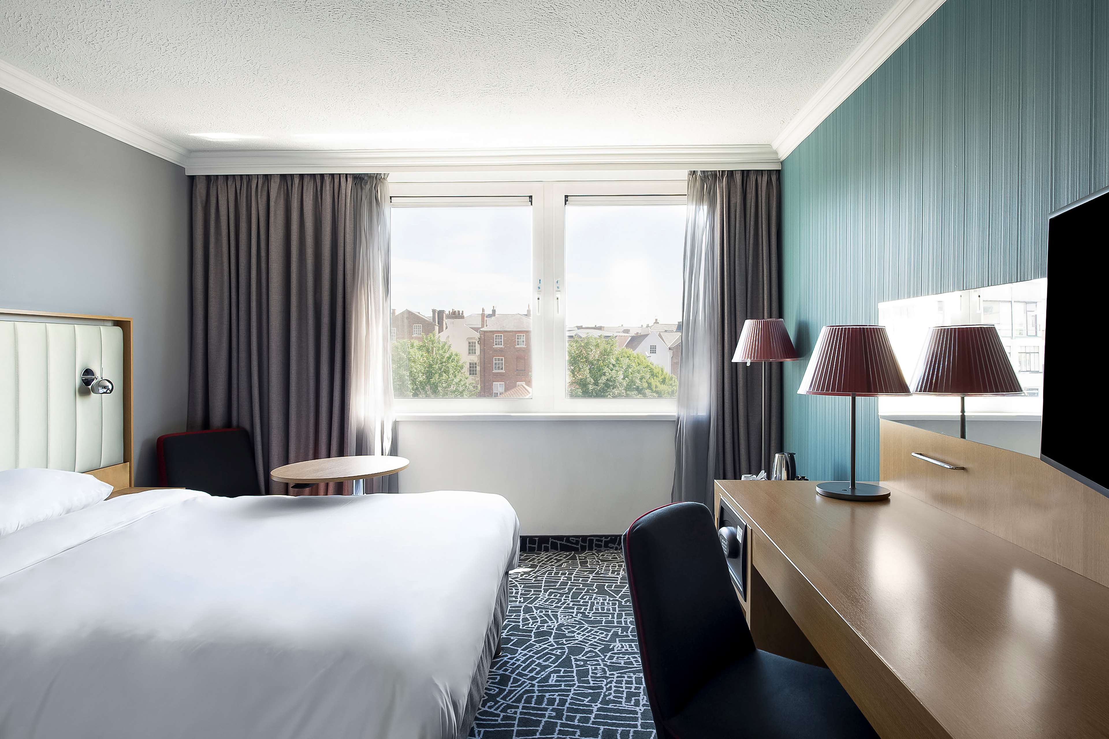 Radisson Hotel York - Tap to explore photos