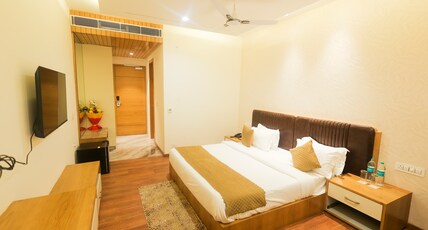 Hotel DK Radiance, Kurukshetra Room Type - Deluxe Room