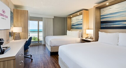 Crowne Plaza Hotel Melbourne - Oceanfront Room Type - 2 Queen Standard Oceanfront Balcony