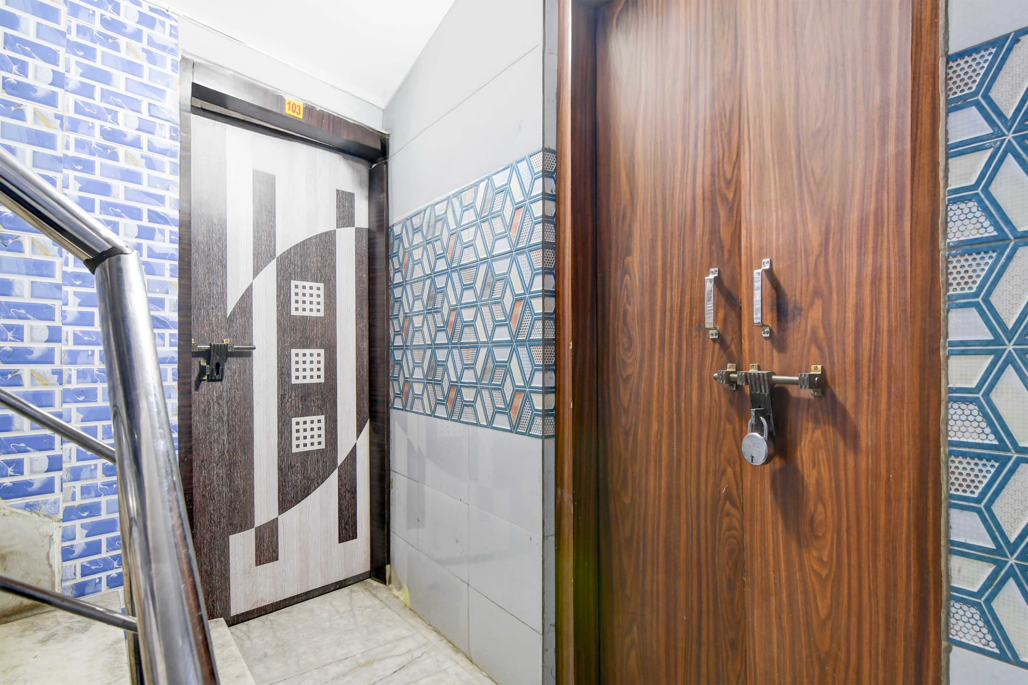 Spot ON Asad Guest House - Tap to explore photos