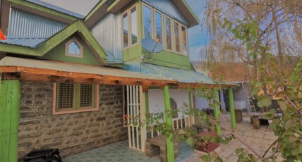 Secret valley luxury Homestay Room Type - 3BHK Cottage with 2 living room