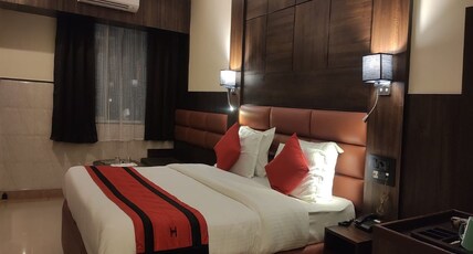 THE HOWRAH HOTEL Room Type - Premium Deluxe