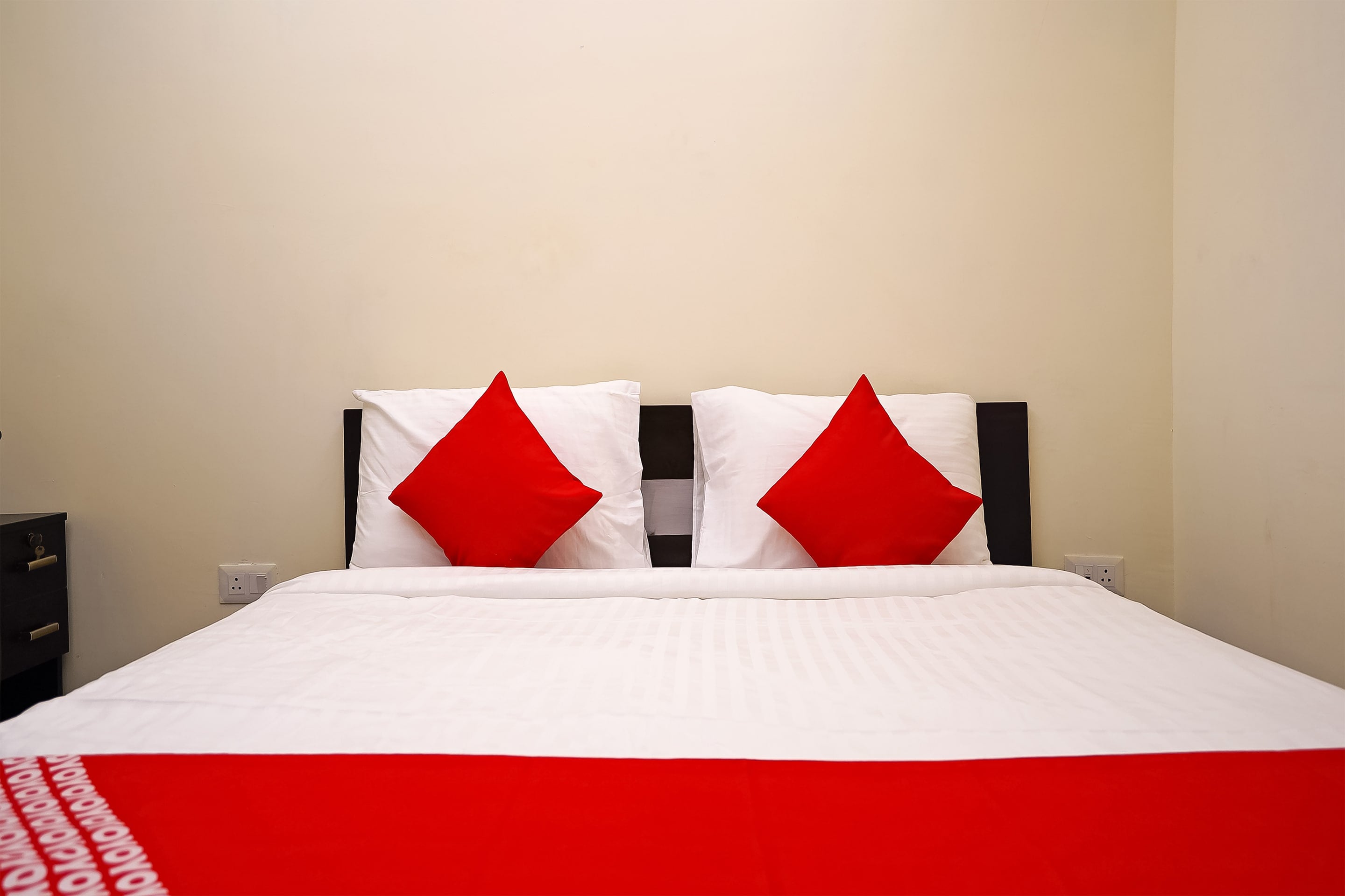 Hotel O Olive Saffron - Tap to explore photos