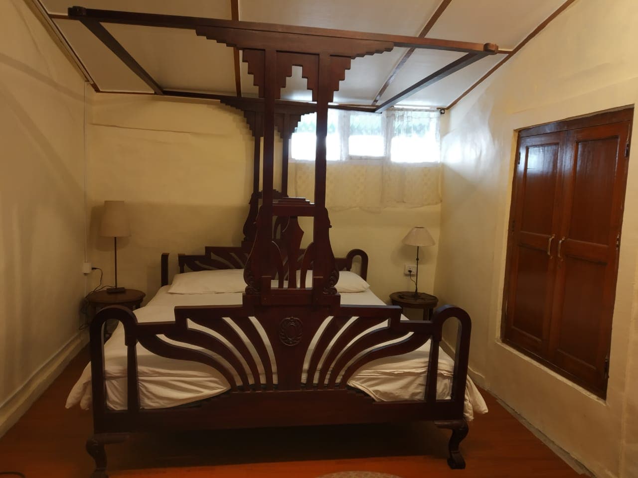 Herne Lodge 5, Mussoorie - Tap to explore photos