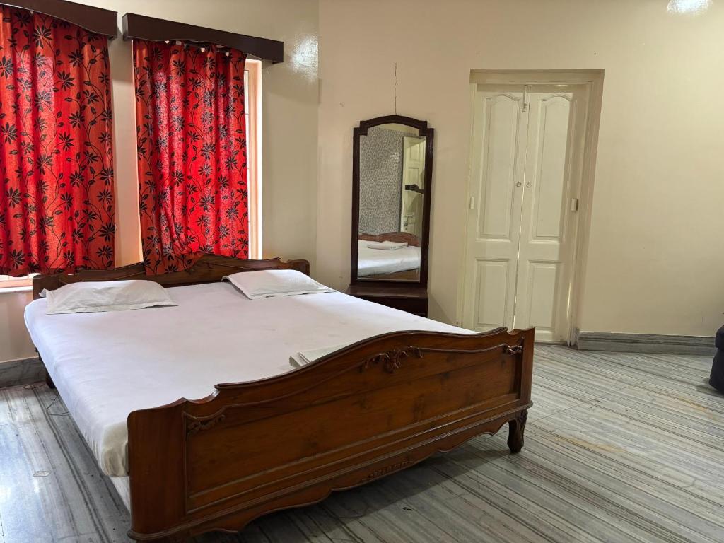 Ashirbad Guest House - Tap to explore photos