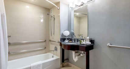 Washington Hilton Room Type - 2 DBL MOB HEAR ACC TUB