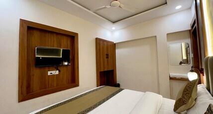 Baba City In Room Type - Deluxe room