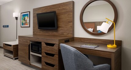 Hampton Inn by Hilton Laredo Room Type - 2 DBL MICROWV FRIDGE NS