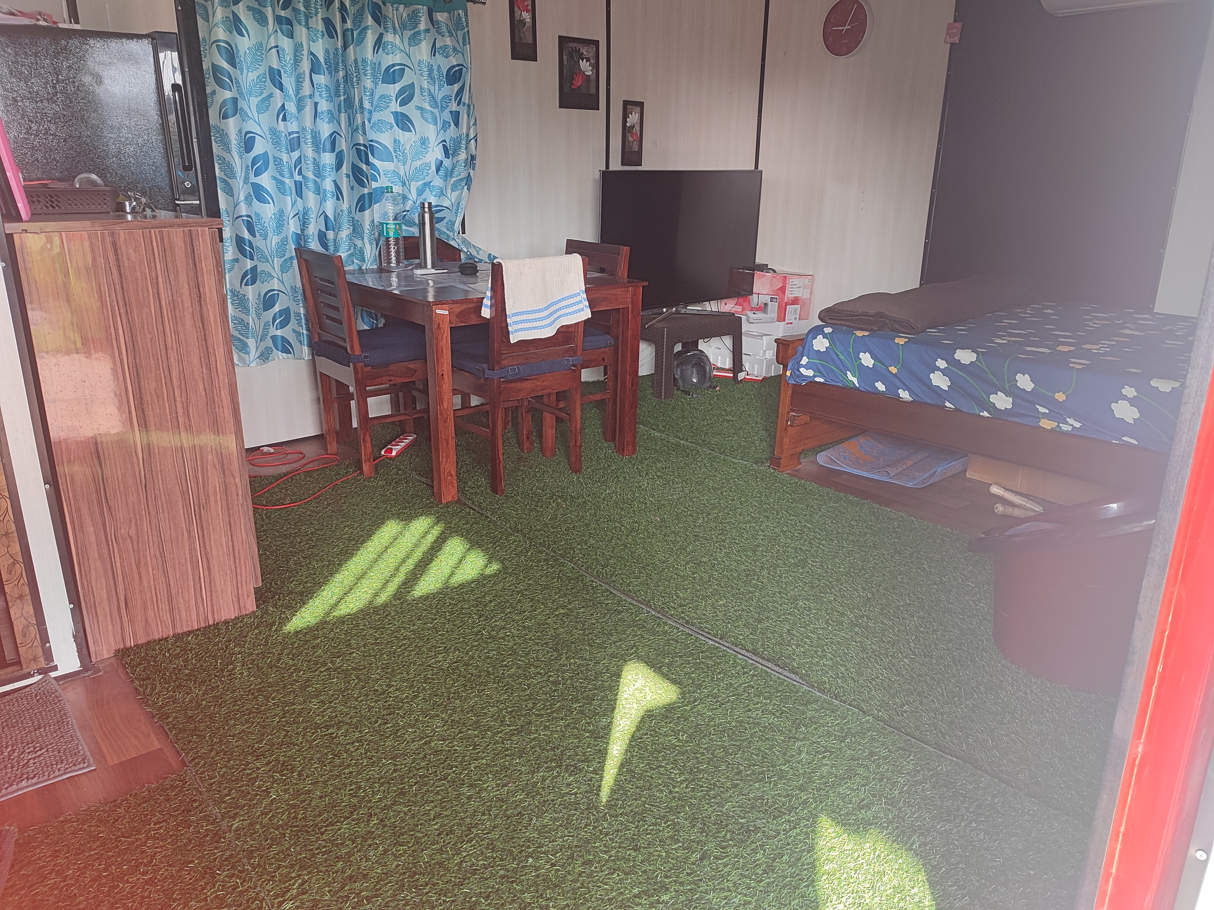 Sunanda's Farm House - Tap to explore photos