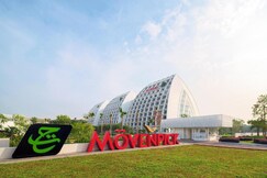 Movenpick Hotel & Convention Centre Kuala Lumpur International Airport 