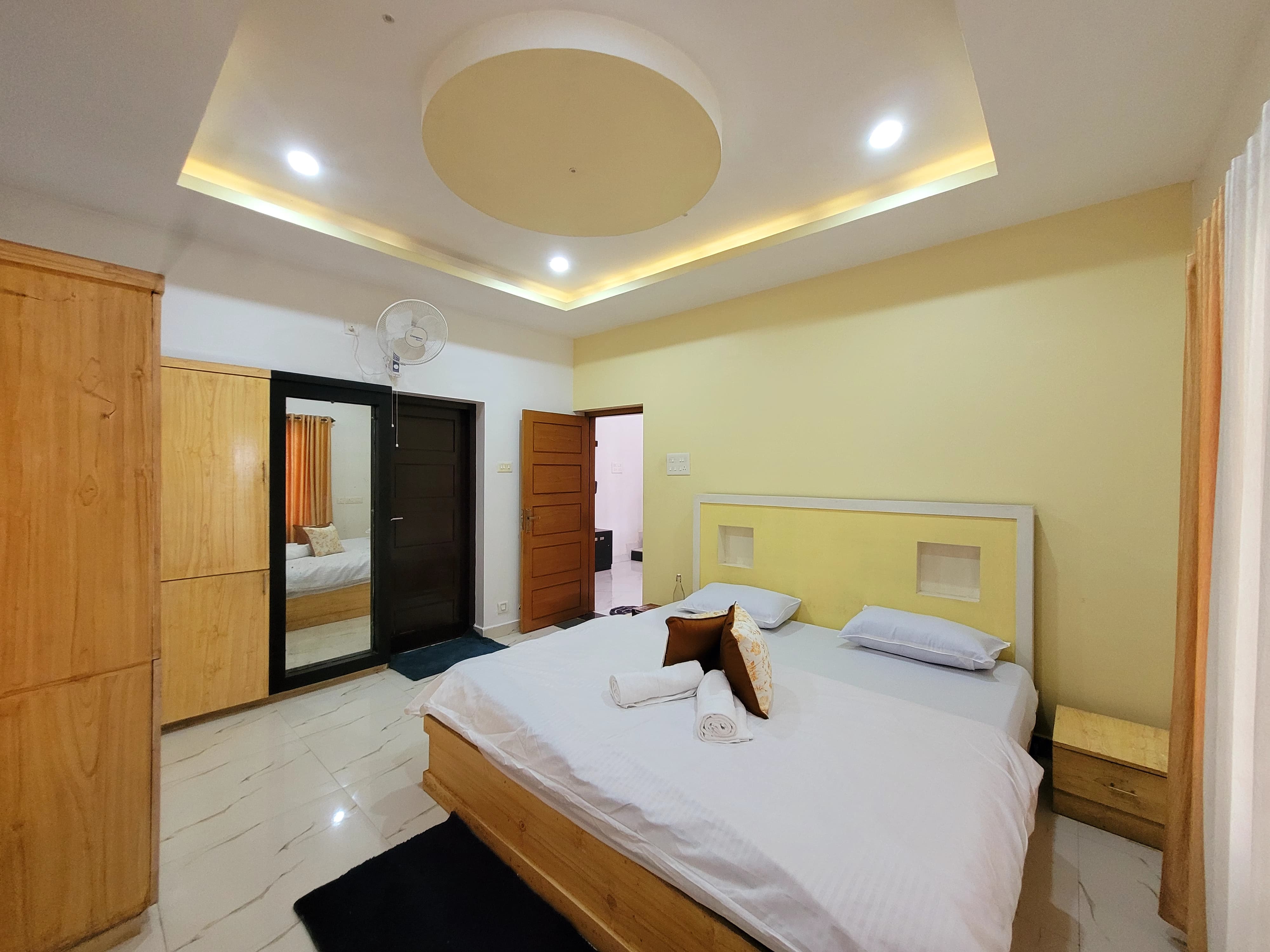 Hope Hostels, South Cliff - Varkala - Tap to explore photos