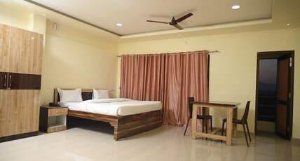 Saanvi Royal Club Resort and Restaurant Room Type - Fmaily Master Suite room