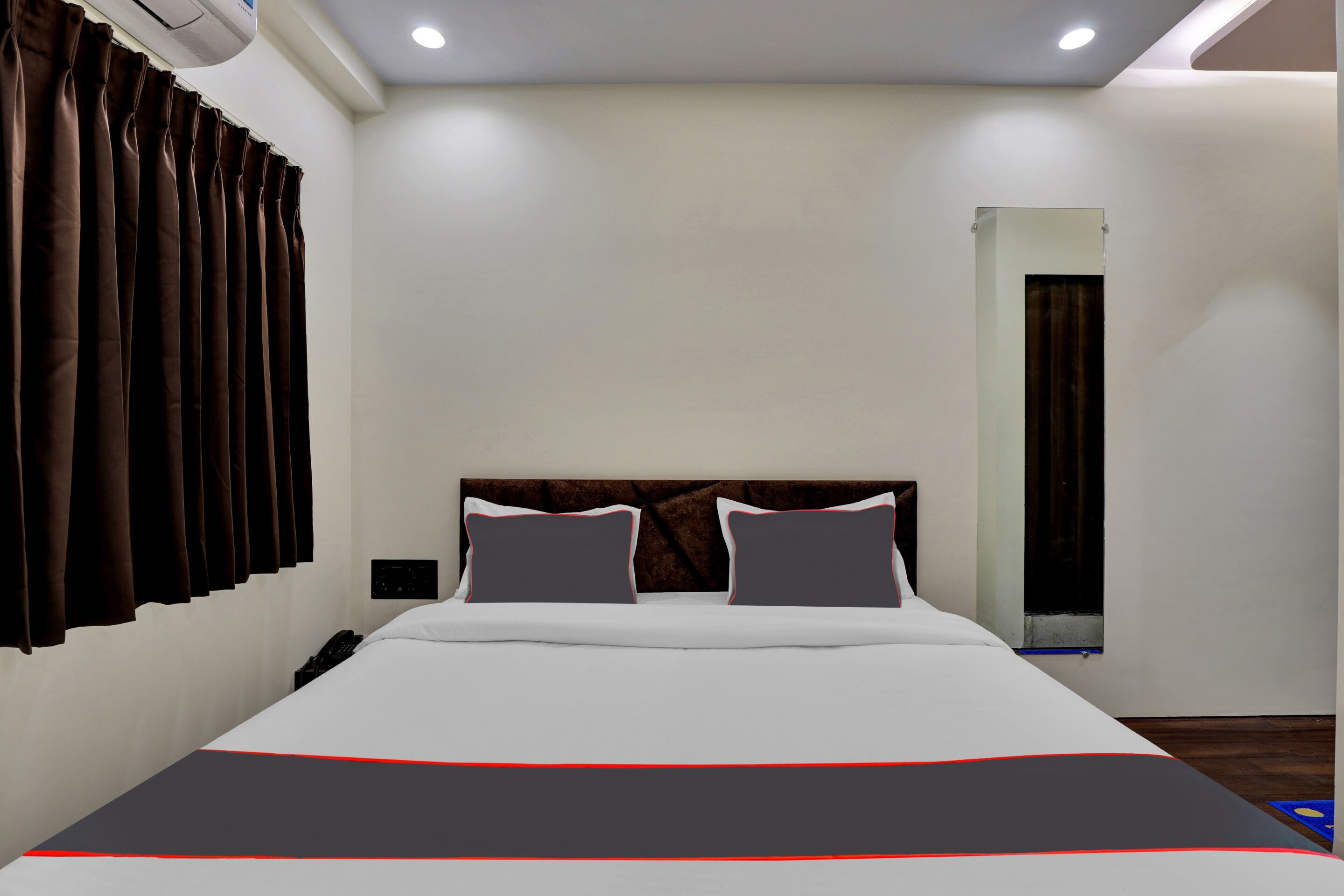 Hotel O Hoteel Raviraj Capital - Tap to explore photos