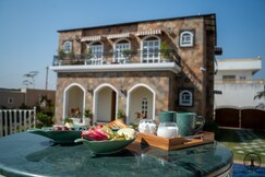 Oakwood Farms (7BHK)