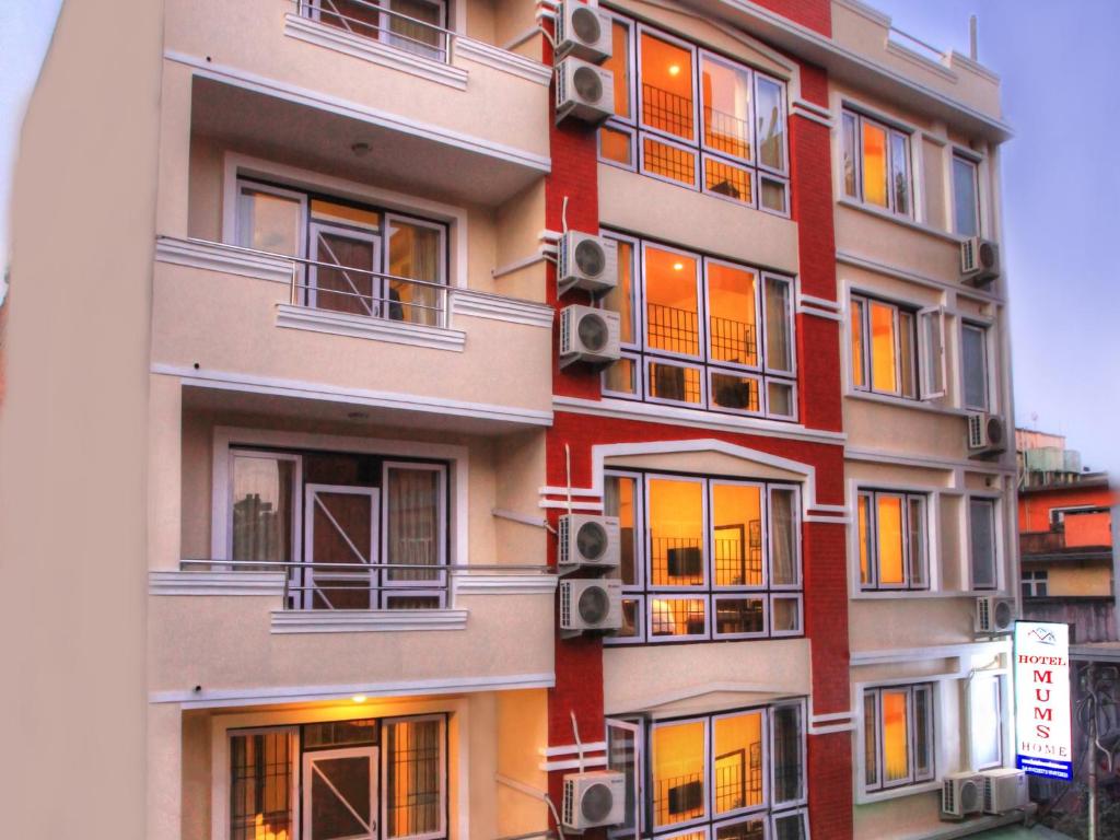 Hotel Mums Home - Tap to explore photos