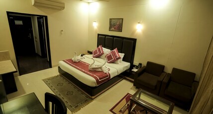 Chandra Grand Room Type - Deluxe