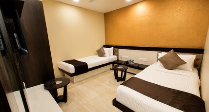 The Majlis Hotel Colaba Mumbai Room Type - Super Deluxe Twin Room