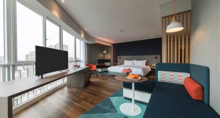 Holiday Inn Express Liyang Huafu Room Type - 1 King 1 Single Standard