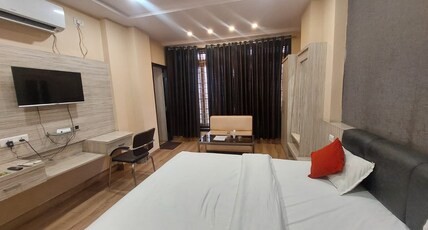Hotel Swarat Inn Room Type - Presidential Room