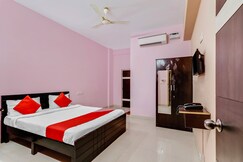 Hotel Station View Mughalsarai