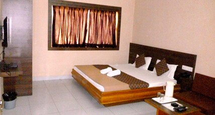 Hotel Empire  Room Type - Deluxe Non AC