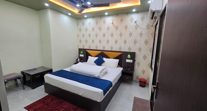 HOTEL RAMAYANAM PALACE Room Type - Deluxe Room