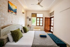Address of Evaras Ganges Grace Luxury Homestay