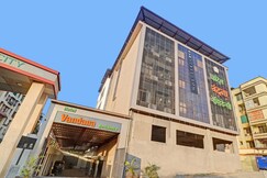 Townhouse Vandana Residency