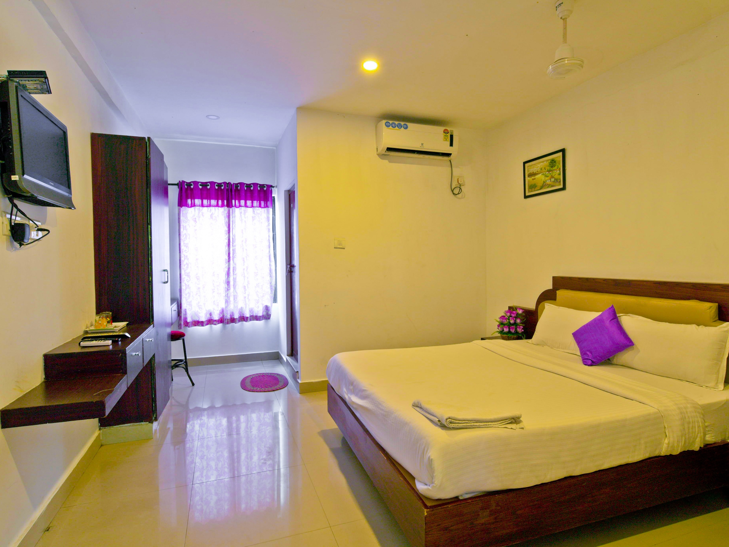 Seaside Residency Aleppey | 3 minutes walk to Alleppey Beach - Tap to explore photos
