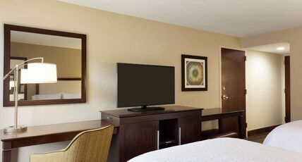 Hampton Inn and Suites Springdale Room Type - 2 DOUBLE BEDS NONSMOKING
